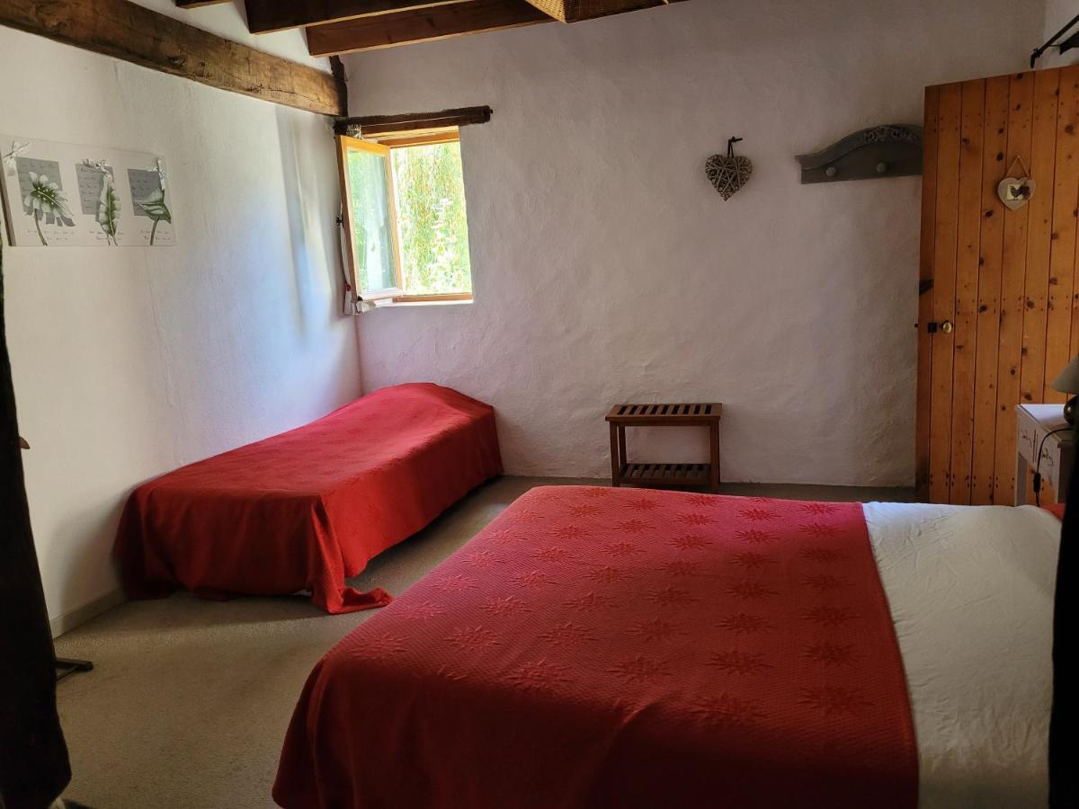 Obouduchemin Apartment Cindre Bagian luar foto
